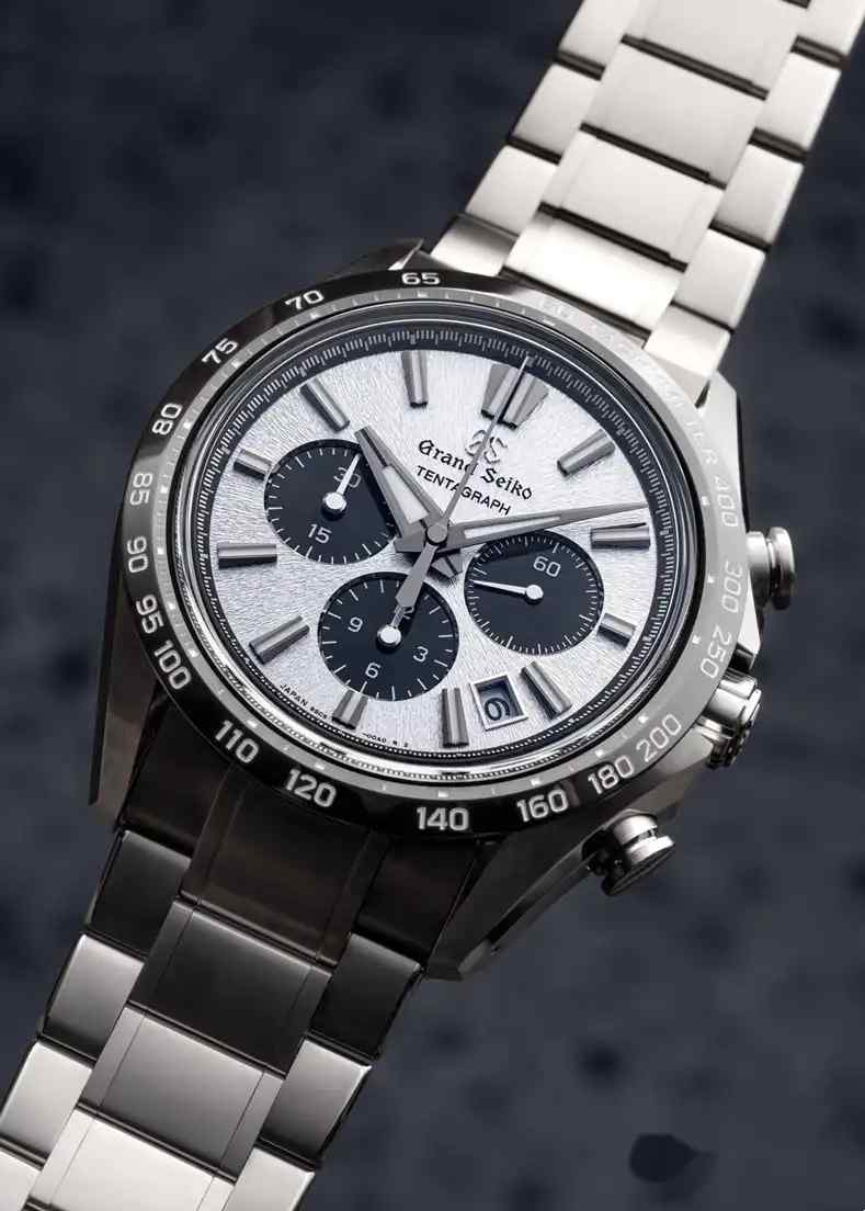 마운트 이와테 다이얼 + 컬럼 휠 크로노그래프