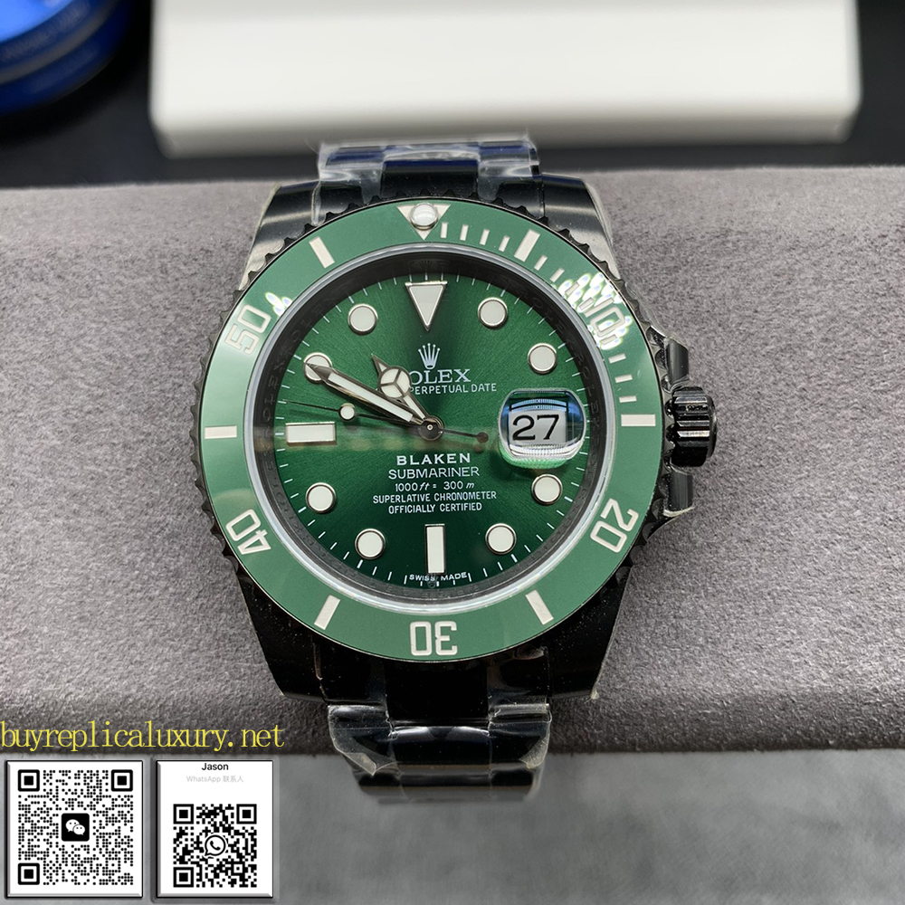 Rolex Submariner Date